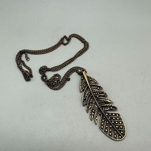 Fashion Jewelry Jewelry - 3/$30 Leaf Pendant Necklace Brass Tone Long Length Chain Link Boho Jewelry 40"